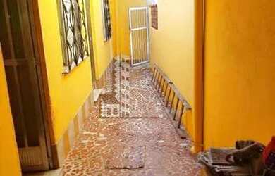 Imagem: A casa possui 1 Dormitório, 1 Banheiro, 50m² de Área e está