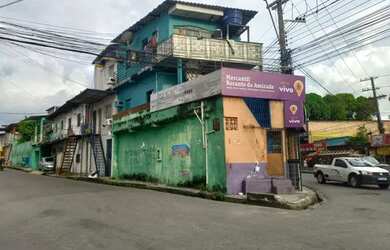 Imagem: A casa possui 4 Dormitórios, 3 Banheiros e está localizado