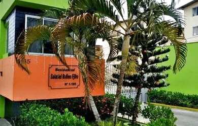 Imagem: A casa possui 2 Dormitórios, 1 Banheiro, 1 Vaga na garagem