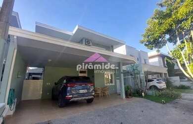 Imagem: A casa possui 3 Dormitórios, 4 Banheiros, 2 Vagas na garagem