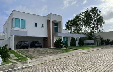 Imagem: A casa em condomínio possui 5 Dormitórios, 5 Banheiros, 5