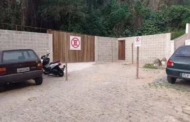 Imagem: O terreno possui 645m² de Área e está localizado em Centro