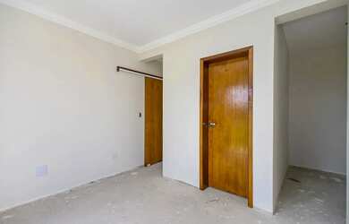 Imagem 10: Sobrado à venda com 3 quartos em Santa Felicidade em Curitiba