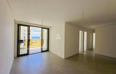 Imagem: O apartamento possui 4 Dormitórios, 2 Banheiros, 2 Vagas na