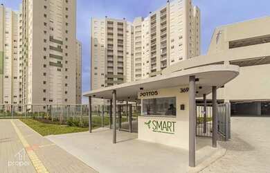 Imagem: O apartamento possui 3 Dormitórios, 2 Banheiros, 2 Vagas na