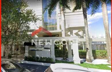 Imagem: O apartamento possui 1 Dormitório, 1 Banheiro, 1 Vaga na garagem