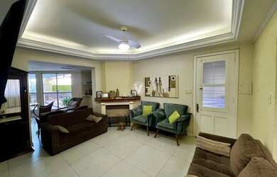 Imagem 15: Ampla casa central reformada e com piscina