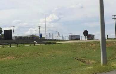 Imagem: O terreno possui 1.318m² de Área e está localizado em Campinas