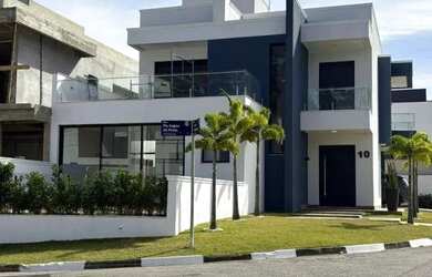 Imagem: A casa em condomínio possui 3 Dormitórios, 3 Banheiros, 4