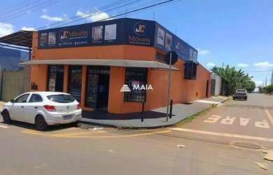 Imagem: O depósito possui 180m² de Área e está localizado em Lourdes