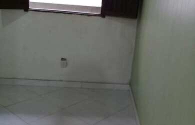 Imagem: A casa possui 3 Dormitórios, 2 Banheiros, 80m² de Área e