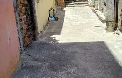 Imagem: A casa possui 2 Dormitórios, 1 Banheiro e 70m² de Área e