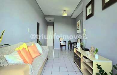 Imagem: O apartamento possui 3 Dormitórios, 1 Banheiro, 2 Vagas na