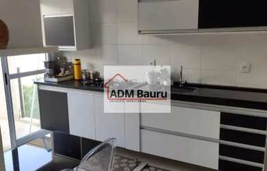 Imagem: A casae possui 3 Dormitórios, 2 Banheiros, 2 Vagas na garagem