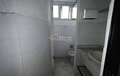 Imagem: O depósito possui 45m² de Área e está localizado em Centro