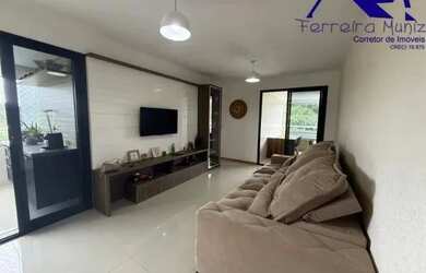 Imagem: O apartamento possui 2 Dormitórios, 1 Banheiro, 2 Vagas na