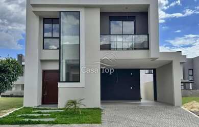 Imagem: A casa em condomínio possui 3 Dormitórios, 3 Banheiros, 2