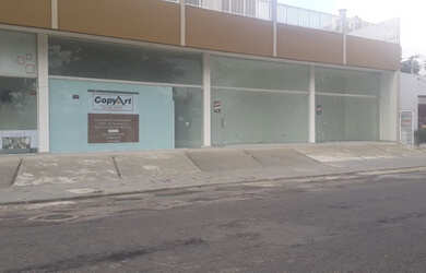 Imagem 2: Lojas em frente a UFCG. 30m² de Áreae1 Vaga na garagem