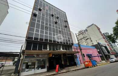 Imagem: O depósito possui 78m² de Área e está localizado em Centro