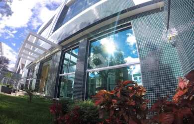 Imagem: O apartamento possui 1 Dormitório, 2 Banheiros, 1 Vaga na garagem