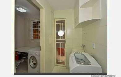 Imagem 12: CURITIBA - Sobrado Padrão - Novo Mundo