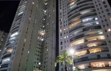 Imagem: O apartamento possui 4 Dormitórios, 5 Banheiros, 2 Vagas na