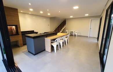 Imagem 4: Sobrado Alto Padrão com Piscina em Porto Fino