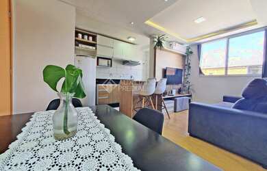 Imagem: O apartamento possui 2 Dormitórios, 1 Banheiro, 1 Vaga na garagem