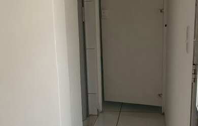 Imagem 4: Casa térrea, 1/4, cozinha americana e banheiro