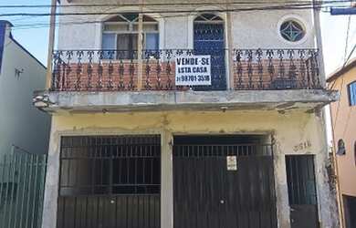 Imagem: A casa possui 5 Dormitórios, 4 Banheiros, 2 Vagas na garagem