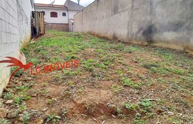 Imagem: O terreno e está localizado em Santa Cruz, Americana à venda