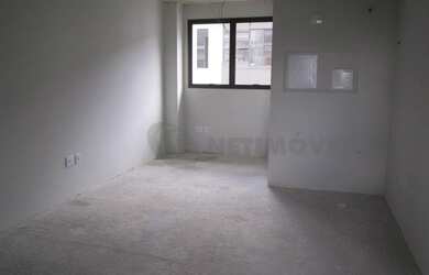 Imagem: O depósito possui 32m² de Área e está localizado em Barro