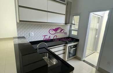 Imagem: A casa em condomínio possui 3 Dormitórios, 4 Banheiros, 2