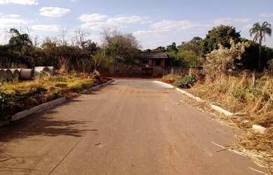 Imagem: O terreno possui 360m² de Área e está localizado em Jardim