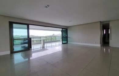 Imagem 7: Alto Padrão, Alphaville, Le Parc, 243m², 4 Suítes, 4 Vagas de Garagem,...