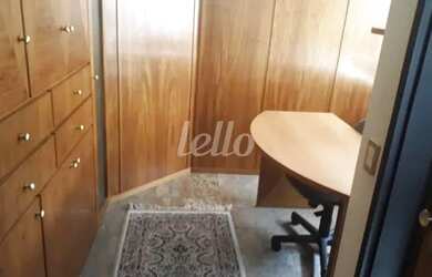 Imagem: O depósito possui 2 Vagas na garagem, 64m² de Área e Imóvel