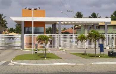 Imagem: A casa em condomínio possui 5 Dormitórios, 3 Banheiros, 5