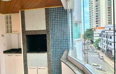 Imagem: O apartamento possui 3 Dormitórios, 2 Banheiros, 2 Vagas na