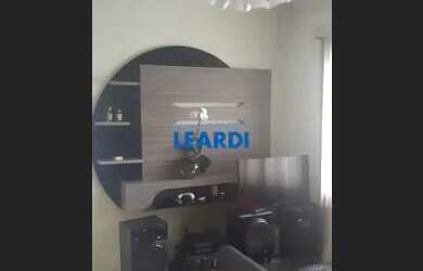 Imagem: A casa possui 4 Dormitórios, 3 Banheiros, 2 Vagas na garagem