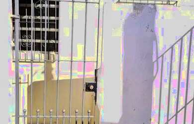 Imagem: A casa possui 1 Dormitório, 1 Banheiro e está localizado