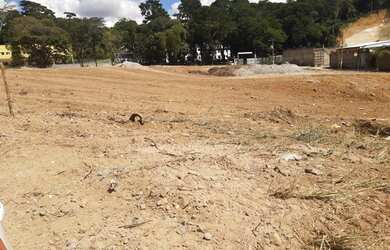 Imagem 1: Terreno no Bairro Carlos Chagas com 2417m2, em frente ao Educandário