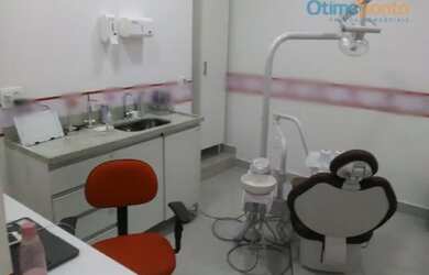 Imagem: O depósito possui 220m² de Área e está localizado em Centro