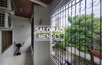 Imagem: A casa possui 3 Dormitórios, 3 Banheiros, 1 Vaga na garagem