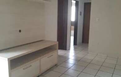 Imagem: O apartamento possui 2 Dormitórios, 1 Banheiro e 1 Vaga na