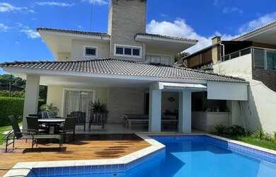 Imagem: A casa em condomínio à venda possui 4 Dormitórios, 5 Banheiros