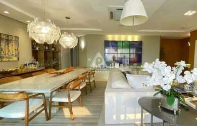 Imagem: O apartamento possui 4 Dormitórios, 5 Banheiros, 3 Vagas na