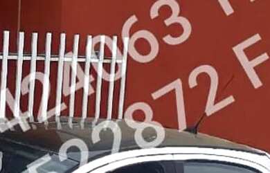 Imagem: A casa possui 3 Dormitórios, 1 Banheiro, 3 Vagas na garagem