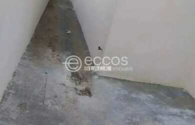 Imagem 14: Casa para aluguel, 2 quartos, 1 suíte, 2 vagas, Custódio Pereira - Uberlândia/MG