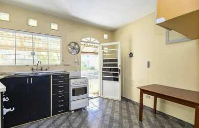 Imagem 6: Casa com terreno em Santa Felicidade Curitiba