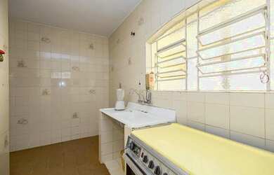 Imagem 14: Casa com terreno em Santa Felicidade Curitiba